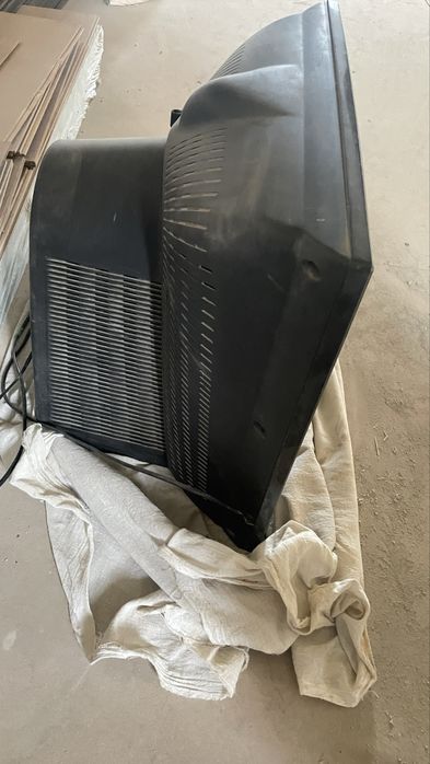 Продам Телевизор LG