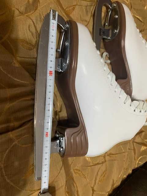 patine dama Jackson pentru gheata marimea 36