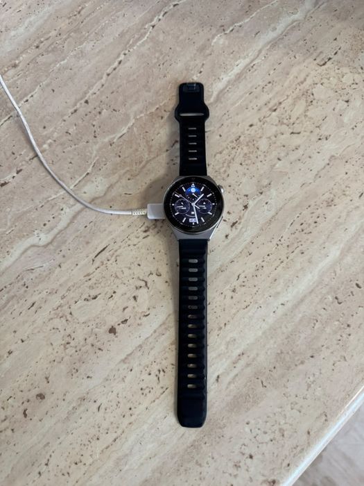 Продам часы Huawei GT 3 Pro
