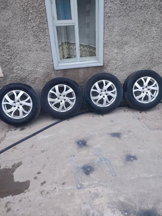 Продам резину  зима