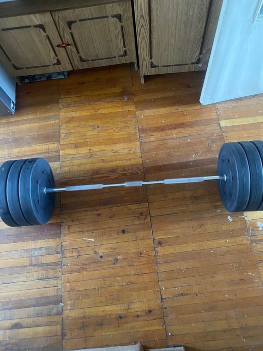 Штанга для жима лежа