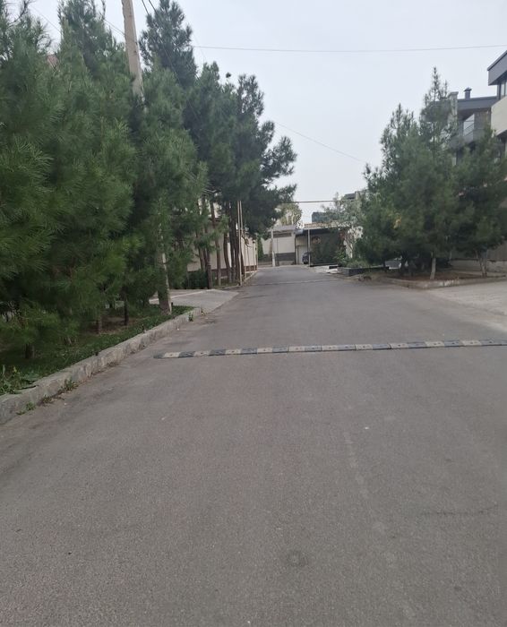 Юнусабад-5. 6сот земля 20×30 2линия под нежилой