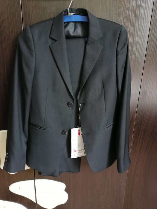 Костюм и брюки для школы