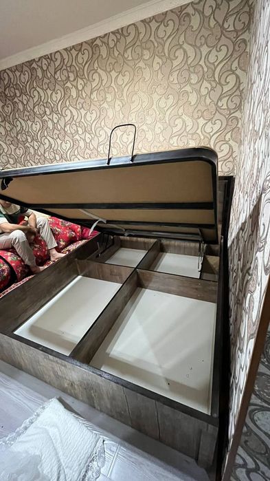 Продаю спальню в отличном состоянии!