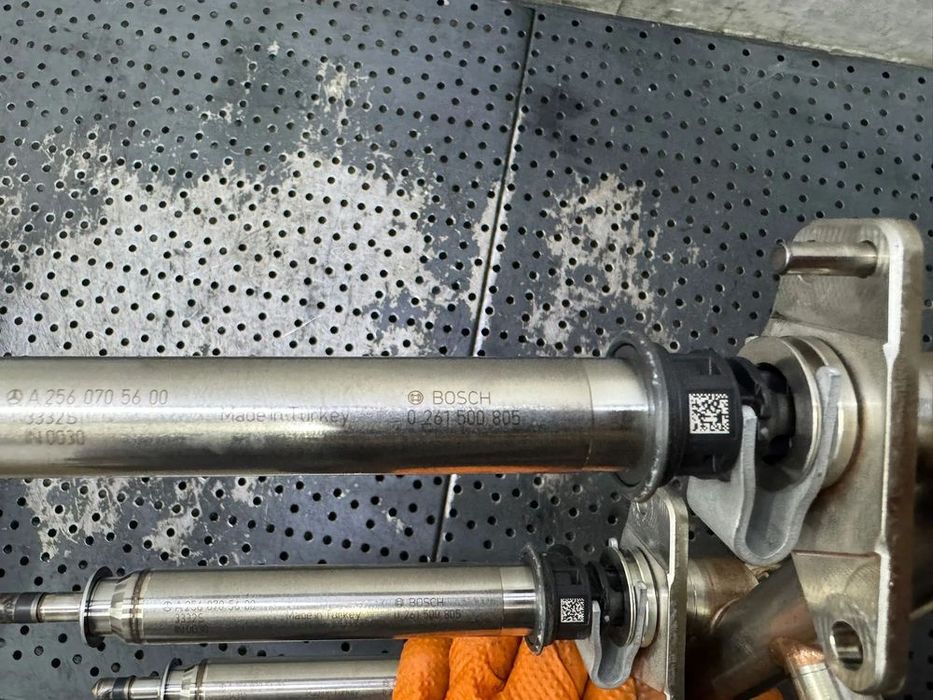 injector 2.0b 260920 mercedes cla gla a-class a35 amg w177  euro 6 a2560705600 0261500805