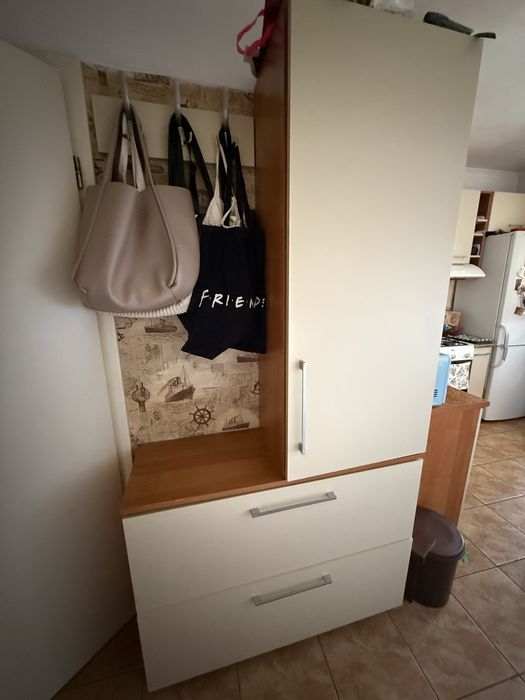 Mobilă de bucătărie completă + colțar, masă