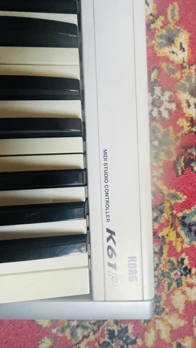 Синтезатор korg k61p