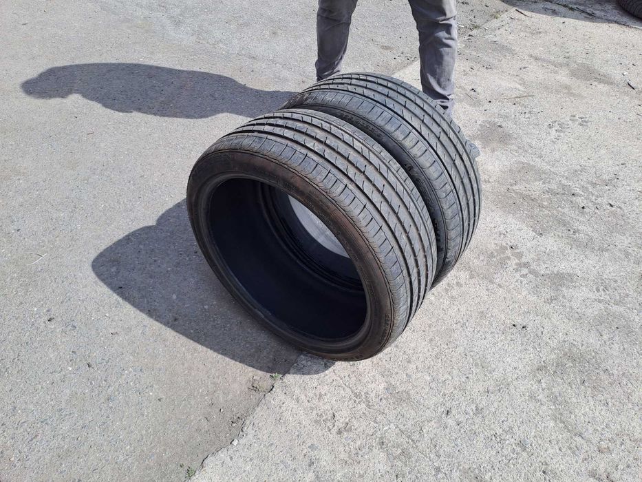 Гуми  245/40 R19