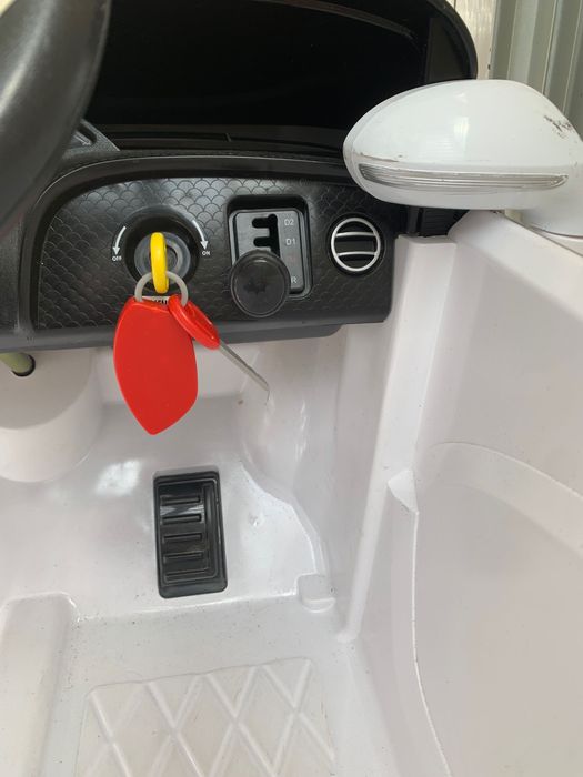 Mașina electrică copii