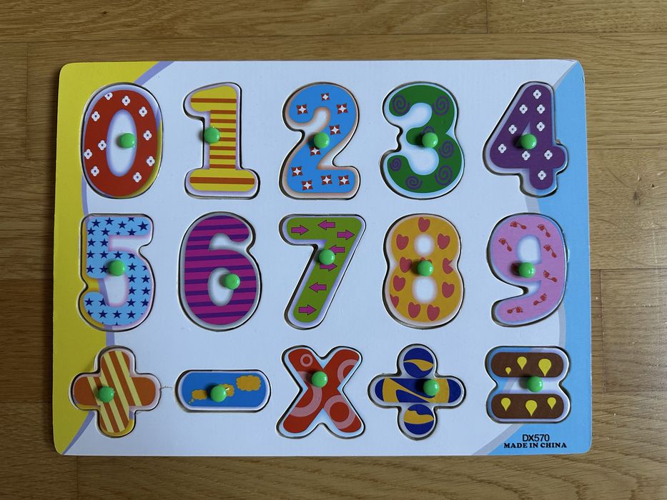 Lot 3 puzzle din lemn cu butoni
