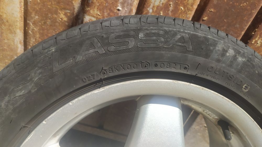 Алуминиеви джанти 205/55/16 с летни гуми