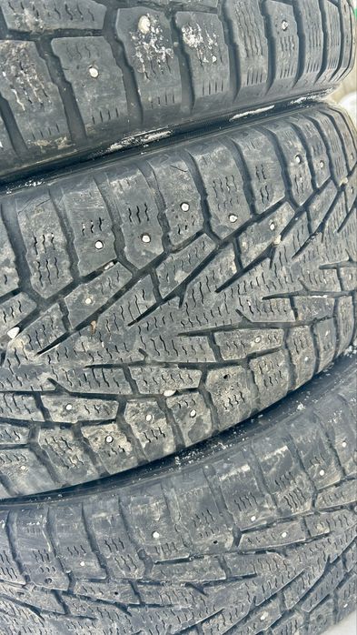 Продам  шины  б/у