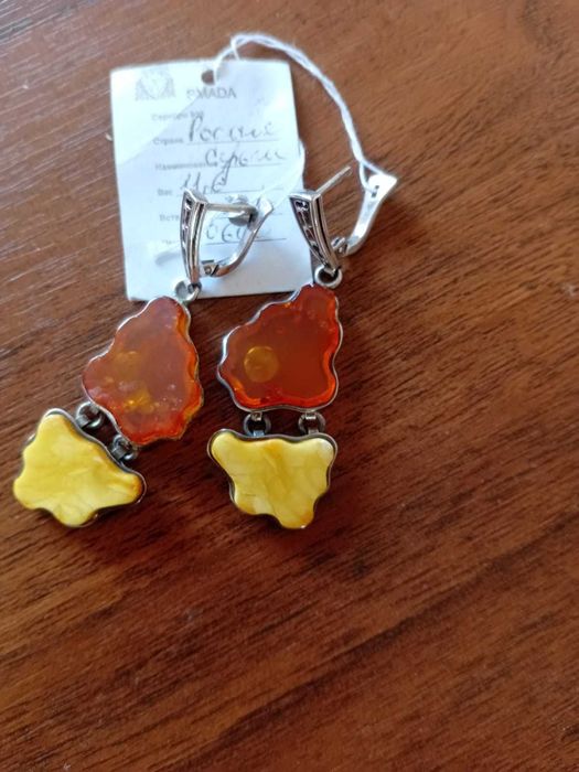 Продам серебряные серьги