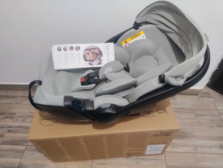 2 scoici auto britax romer baby safe pro