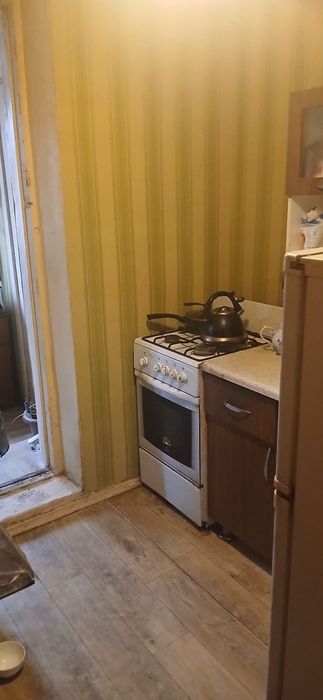 Продается 1 комнатная квартира Чиланзар 25 балкон 2х6 3 этаж