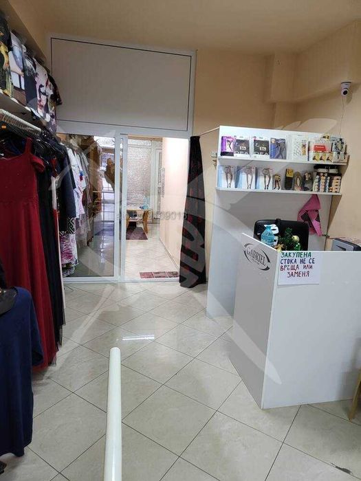 Дава се под наем Магазин в Пловдив, Каменица 1 - 75 кв.м за 88000 € - Снимка #1