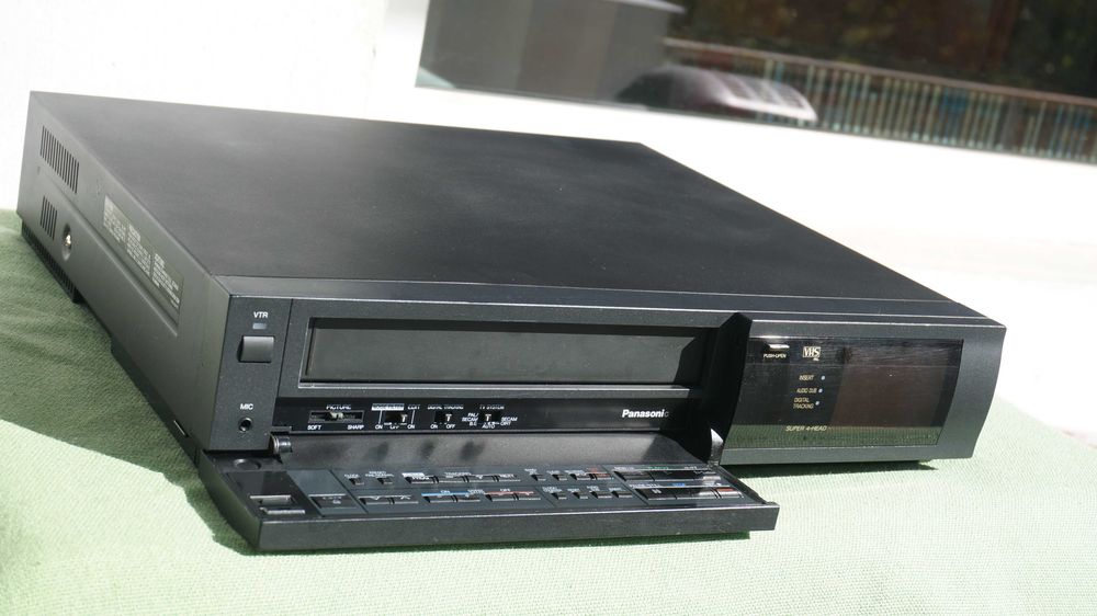 Video recorder VHS Panasonic NV-J35