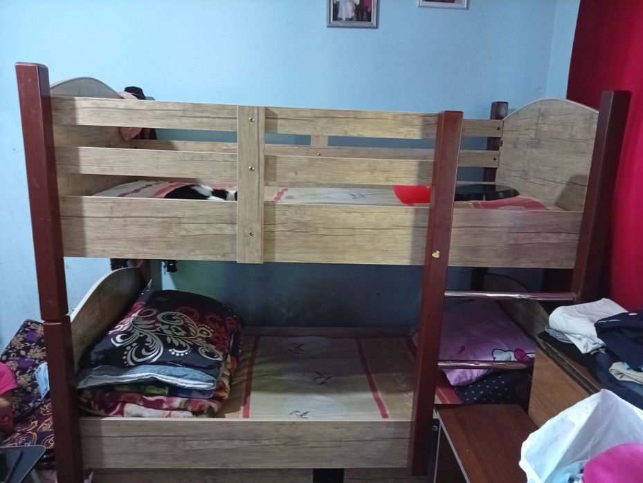 Кровать двухъярусная