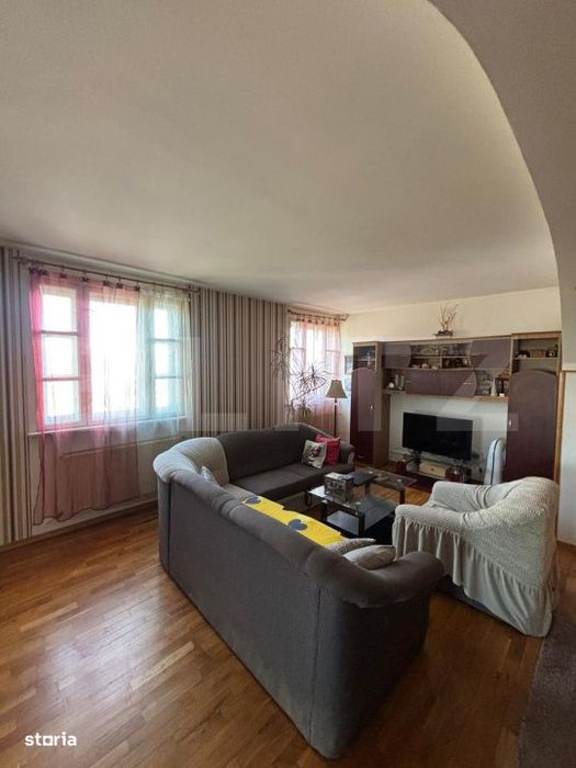 Apartament cu 3 camere, 128 mp, zona Ultracentrala