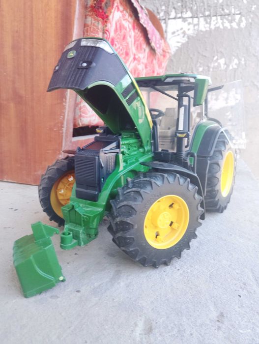 Tractor bruder John deere