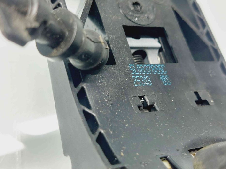 Maner usa stanga fata Skoda Octavia 3 (5E3) [Fabr 2012-2020] 5L0837885