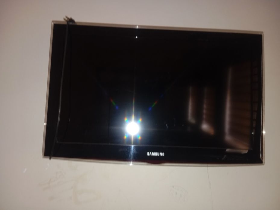 Продаются 2 телевизора 2016 год