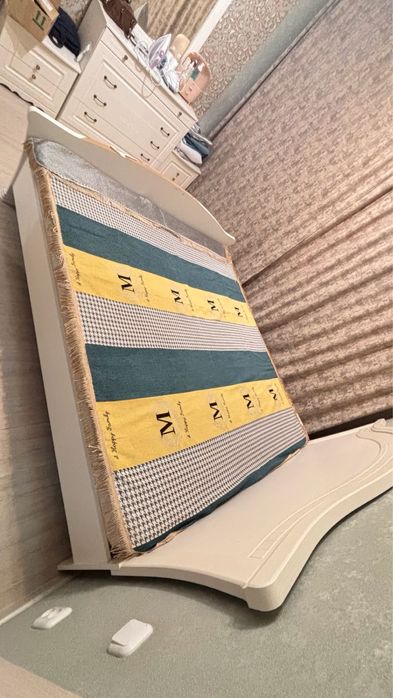 Ұсталған тахта сатылады