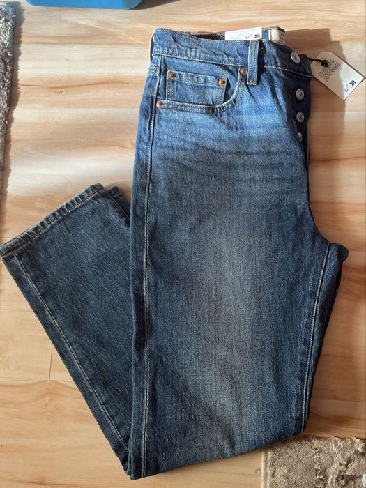 Blugi noi Levi’s