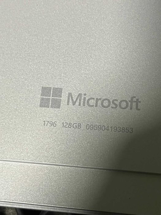 Microsoft Surface pro 5 шт. РАБОЧИЕ, на разбор или восстановление