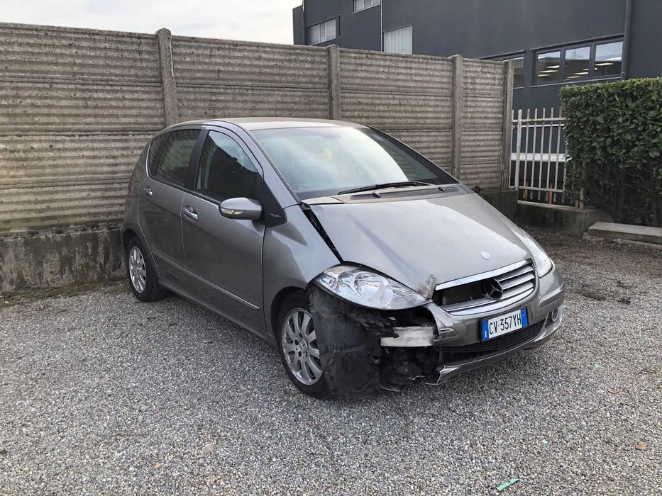 Мерцедес А170 бензин Mercedes a170 На части