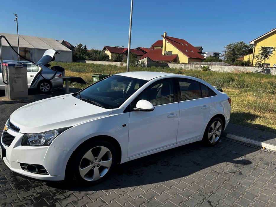 Chevrolet Cruze 2.0 Diesel | 2012 | Manual | AC | 215000 km