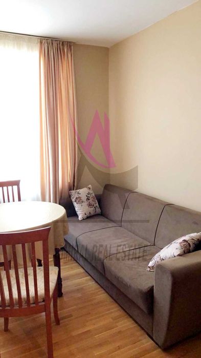 Дава се под наем Двустаен апартамент в Варна, Конфуто - 65 кв.м за 350 € - Снимка #1