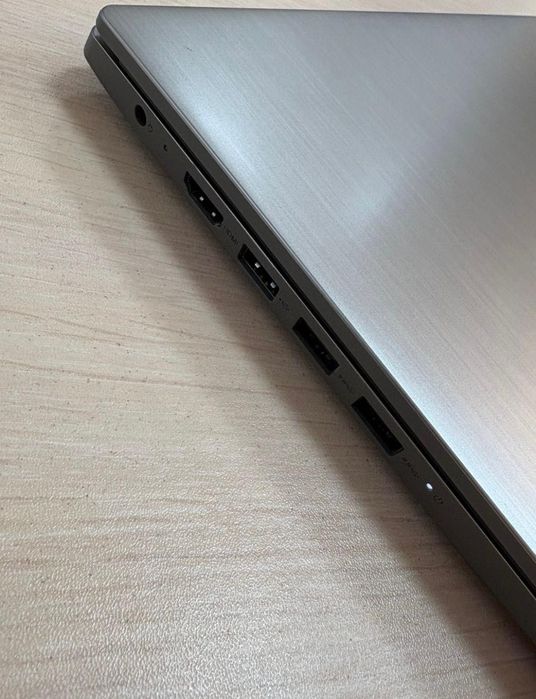 Ноутбук Lenovo IdeaPAad 3