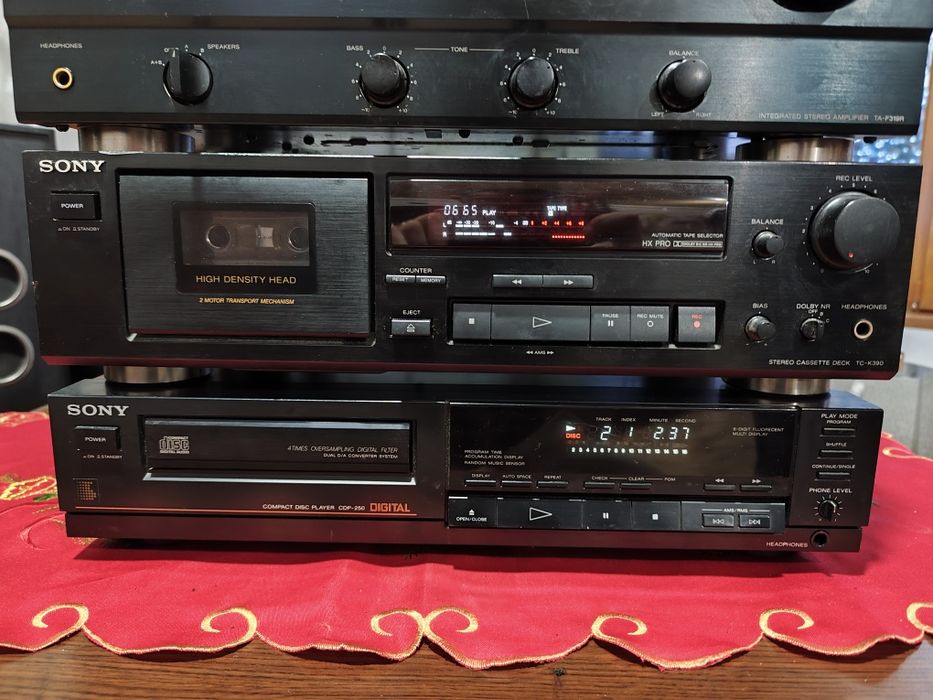 Receiver Sony  F 319R