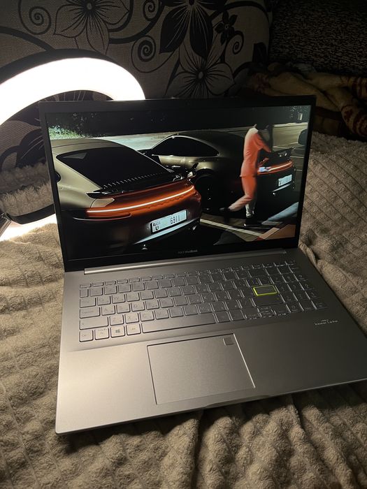 Продам ноутбук ASUS