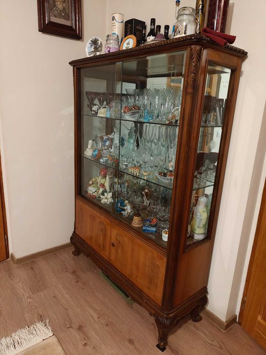 Set mobila lemn masiv si furnir natural