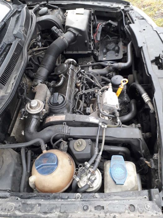 Vînd  vw Bora, 1,9 tdi, radiată,  sau piese