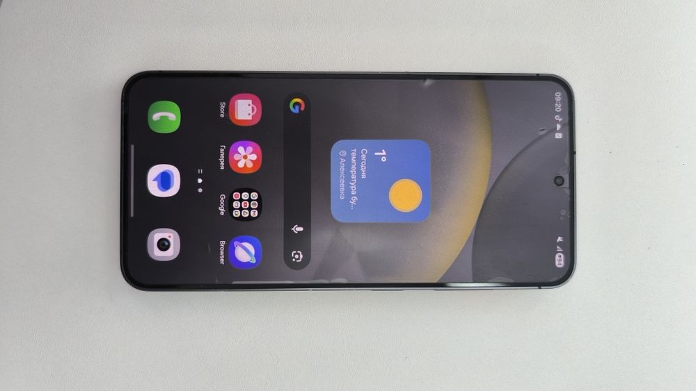 Обменяю самсунг с24 в идеале