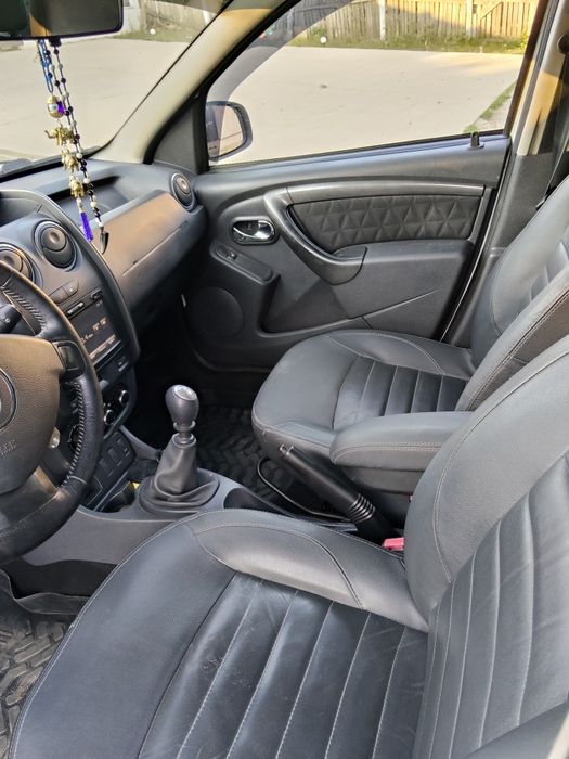 Dacia Duster 2015