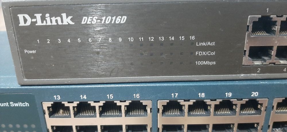 D-Link DES-1016D