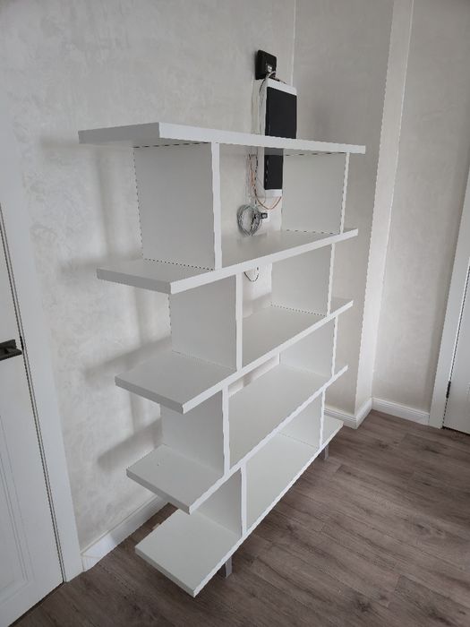 Продам полку для вещей