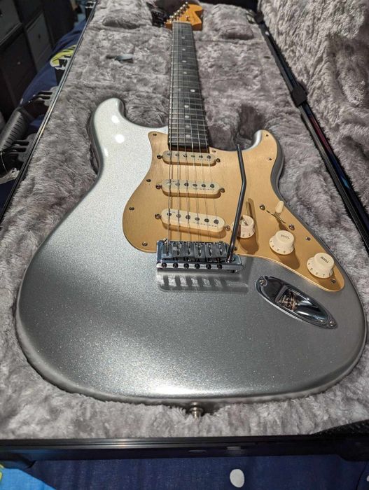 Fender Ultra Stratocaster-USA