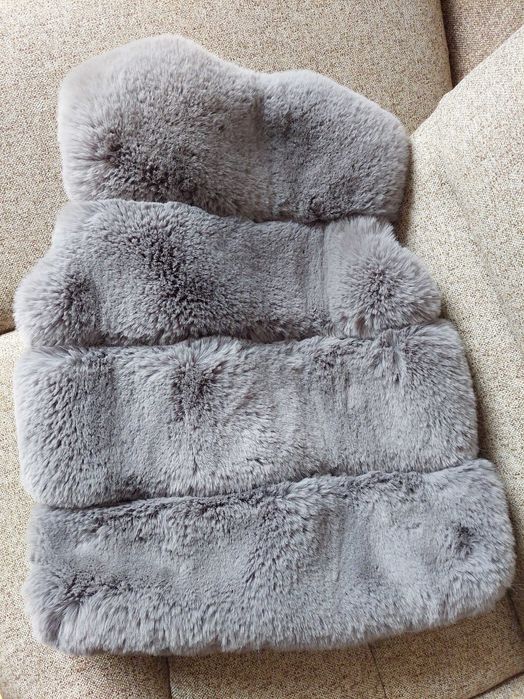 Vesta blana, blanita, fete, groasa, iarna