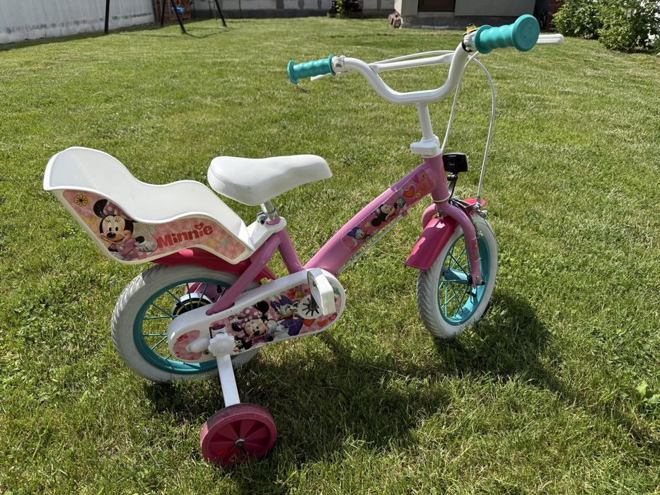 Bicicleta cu roti ajutatoare