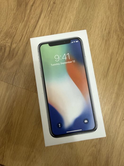 Iphone 10 / Iphone X 64 gb silver