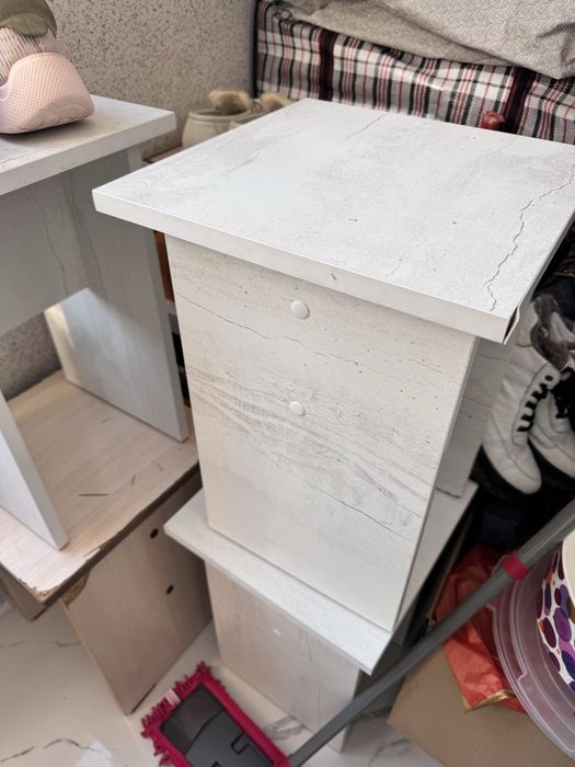 Продам стол с табуретками