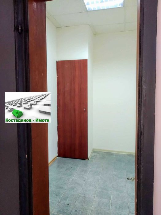 Дава се под наем Магазин в Пловдив, Център - 60 кв.м за 663 € - Снимка #6