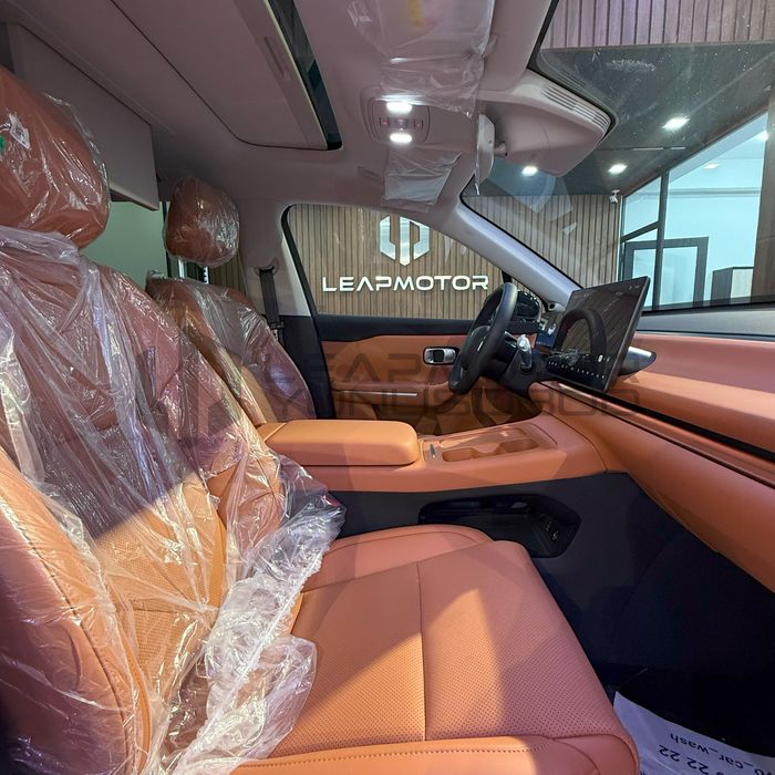 Leepmotor c16 full холодилник, массажный сидения