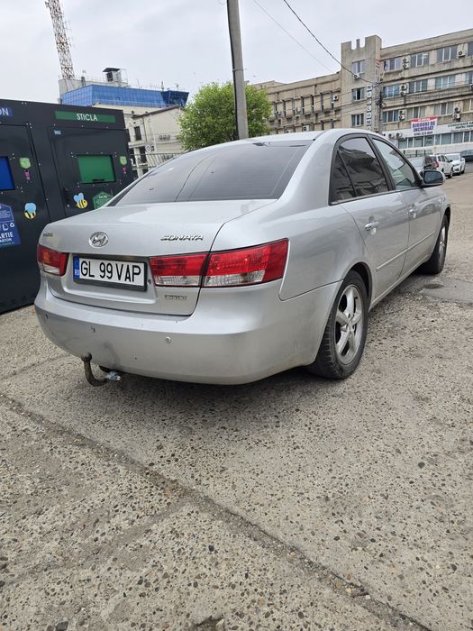Hyundai Sonata 2.0