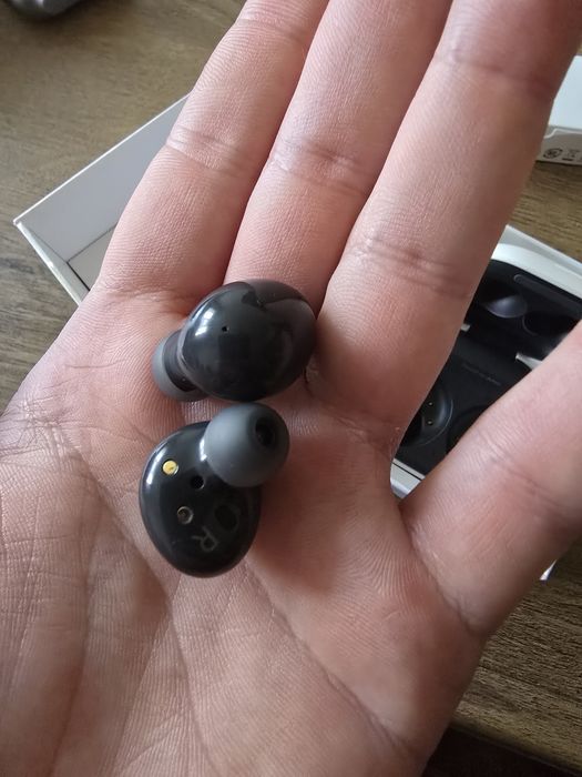 Vând Samsung Galaxy buds 2